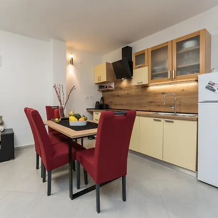 Mirakul Apartament
