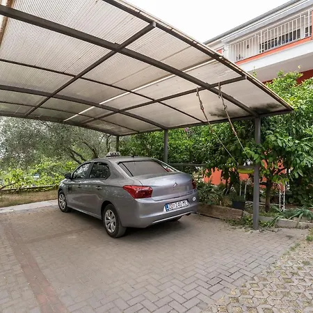 Mirakul Apartman *